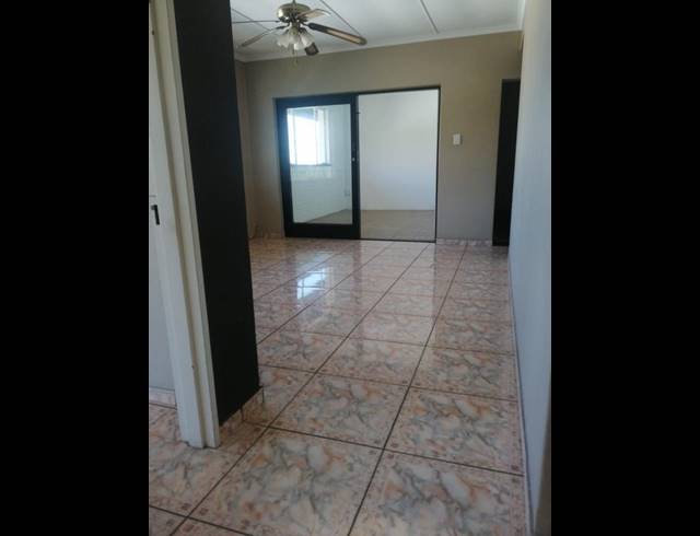 3 BEDROOM APARTMENT FOR SALE IN WINDERMERE